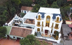 Biệt thự dát vàng nổi tiếng nhất Bắc Ninh, riêng bộ bàn ghế đã 1 tỷ đồng