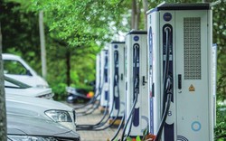 Hạ tầng sạc: Bài toán khó giải với xe Trung Quốc ở Việt Nam, dù là xe điện EV hay xe hybrid PHEV