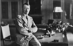 Bằng chứng từ chiếc ghế Hitler tự sát xác nhận rối loạn sinh dục hiếm gặp