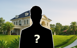 “Vua hài” bị tố thấy tiền sáng mắt, vong ân phụ nghĩa