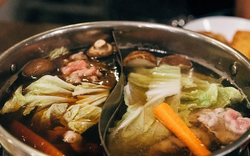 Ăn lẩu nên cho rau trước hay thịt trước?