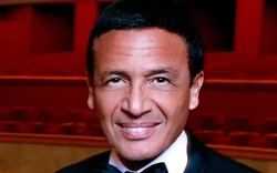 Giám khảo từ chức, tố Hoa hậu Hoàn vũ gian lận