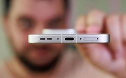 Chuyên gia review: "Không iPhone hay Samsung, tôi dùng mẫu điện thoại này 1 tuần mà chỉ phải sạc có 4 lần"