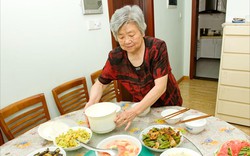 Tôi có gần 2 tỷ tiết kiệm, lương hưu 18 triệu/tháng nhưng vẫn sống cơ cực, chỉ vì đi sai 2 bước sau tuổi 70