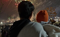 Lee Dong Wook bất ngờ công khai ảnh vợ con