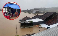 Cháu mang cơm cho bà sau lũ nhưng không thấy, mò mẫm tìm thì phát hiện chuyện đau lòng