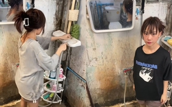 Cuộc sống kì lạ trong toilet 5m2 hút hàng triệu người