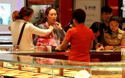 Chi 120 triệu đồng mua 26 chỉ vàng tiết kiệm, 10 năm sau người phụ nữ đến rút thì nhận thông báo: “Không thể lấy lại vì tiệm vàng đã đổi chủ”