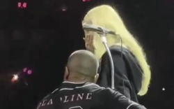 Thành viên hát hay nhất BLACKPINK xin lỗi