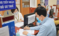 Dù được miễn nộp thuế từ năm 2026, hộ kinh doanh có doanh thu dưới 200 triệu/năm vẫn phải làm điều này để tránh bị phạt tiền lên đến 12.500.000 đồng