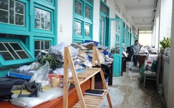 Bộ GD&ĐT tổ chức cấp phát miễn phí toàn bộ sách giáo khoa cho học sinh vùng lũ