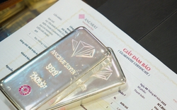 Giá bạc quay trở lại mốc 2 triệu đồng/lượng