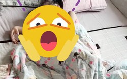 Chị và em ngủ trên giường, mẹ nhấc chăn lên thì thấy cảnh tượng khó quên