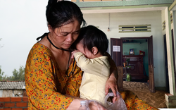 Chồng thiệt mạng trong lũ vì quay lại cứu 2 cháu: Vợ nghẹn lòng kể về bữa cơm vội vã cuối cùng