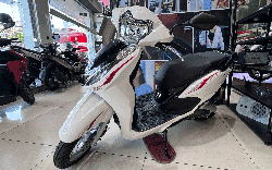 Xe máy Honda bị đẩy giá cao chót vót