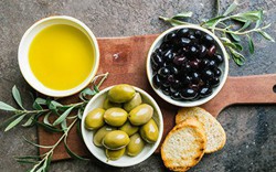 Uống dầu ôliu mỗi ngày và đây là những điều thực sự đã xảy ra