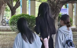 Bức ảnh chụp bóng lưng của 3 nữ sinh khiến hàng triệu người dừng chân