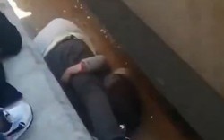 Cha nhảy xuống đường ray xe lửa để cứu con gái và cái kết