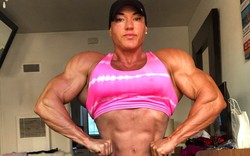 Thiếu nữ 17 tuổi hoá quái vật thể hình bắp tay cuồn cuộn, thân hình như tạc bằng thép