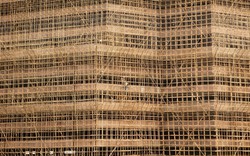 Dựng lại hiện trường: Giàn giáo tre dày như mạng nhện trở thành mồi lửa khiến chung cư của hơn 4.000 cư dân thành ngọn đuốc sống