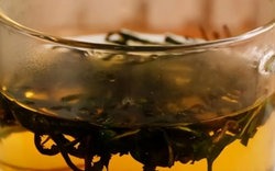 Uống nước bồ công anh mỗi bữa sáng suốt 2 năm, người đàn ông 46 tuổi nhận kết quả là...