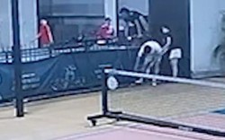 Người đàn ông rơi xuống đất tử vong khi cố nhặt bóng pickleball