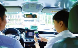 Tài xế chạy taxi 36.000 đồng được khách chuyển khoản 500 triệu đồng kèm lời nhắn "khỏi thối", cảnh sát phải vào cuộc khẩn cấp