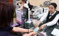 Người phụ nữ đi rút 58 triệu đồng trong tài khoản của chính mình nhưng bị từ chối, nhân viên ngân hàng cho biết: “Chúng tôi hết tiền rồi”