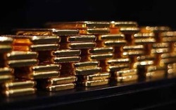 Thu giữ gần 9,5 kg vàng trị giá hơn 34 tỷ đồng từ 1 tiếp viên hàng không