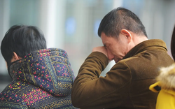 Một kiểu hiếu thảo giả tạo: Con cái âm thầm bóc lột, cha mẹ ấm ức không biết kêu ai!