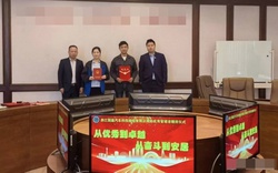 Giữa thị trường lao động cạnh tranh khốc liệt, ông chủ chi 37 tỷ đồng mua 18 căn hộ tặng nhân viên, chỉ ra một điều kiện "đặc biệt"