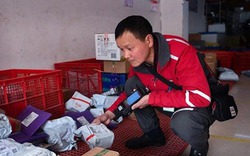 Giám đốc có 5 căn nhà, lương tháng 100 triệu xin "nghỉ hưu non" đi làm shipper