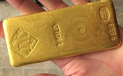 Phát hiện thỏi vàng 1 kg trị giá hơn 4 tỷ đồng dưới bồn tắm, người đàn ông suýt vứt cả ‘kho báu’ vào sọt rác