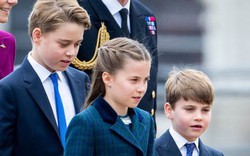 Nhìn cách George, Charlotte và Louis trưởng thành năm nay mới thấy: Cách dạy con "vừa nhu vừa cương" của William - Kate đã thực sự hái quả ngọt