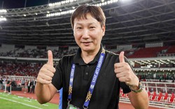 "Cú ăn ba" lịch sử Đông Nam Á của HLV Kim Sang-sik, ngay cả ông Park Hang-seo cũng không có được