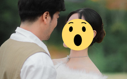 Sao nam Vbiz 41 tuổi cùng bạn gái 2K bí mật kết hôn