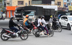 Cảnh giao thông hỗn loạn tại nút giao chưa được lắp camera AI ở Hà Nội