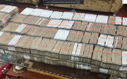 Đột kích đại lý du lịch, tịch thu 13 tỷ đồng tiền mặt chất như đống gạch, 313 kg bạc, 6 kg vàng trị giá 45 tỷ đồng