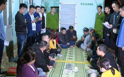 Cảnh sát đột kích bắt quả tang 15 người làm chuyện phi pháp tại nhà người phụ nữ