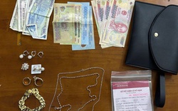 Người đàn ông ở TPHCM nhặt được chiếc ví chứa vàng