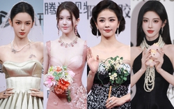 Gái đẹp Cbiz đều ở đây: Triệu Lộ Tư hở bạo so đọ Bạch Lộc, mỹ nữ diện đồ brand Việt "hack cam thường" như thần