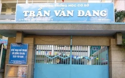 Tạm ngưng nhiệm vụ giáo viên có hình thức phạt học sinh chưa phù hợp