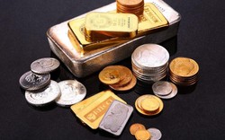 Vàng và bạc phá đỉnh ngày thứ 2 liên tiếp: Chuyên gia tin rằng đà tăng chưa dừng lại