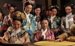 Phi tần mỗi ngày chỉ được phát chừng ấy thức ăn, bị cấm qua lại cung khác và sống nhờ một thú giải khuây