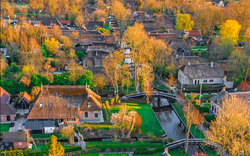 Ngôi làng cổ tích được mệnh danh là “Venice của phương Bắc”, gần 800 năm chưa từng có ô tô xuất hiện