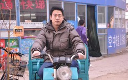 Phát hiện một Tiến sĩ đi làm shipper, thu nhập hơn 748 triệu đồng/năm: “Họ nói tôi đang tranh việc của người có trình độ thấp hơn”