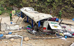 Lật xe chở đoàn thiện nguyện làm 9 người chết: Thủ tướng yêu cầu kiểm tra nhà xe