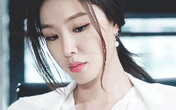 Phụ nữ có 2 lõm 1 lồi: Dấu hiệu sức khỏe tốt, trẻ lâu và đời sống vợ chồng viên mãn