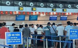 Nam hành khách chuyến bay Vietnam Airlines bỏ quên 110 triệu đồng tại sân bay