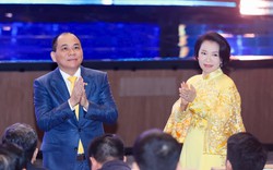 Khung hình 722.000 tỷ đồng tại giải thưởng VinFuture của tỷ phú Phạm Nhật Vượng